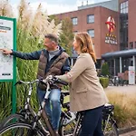 Отель Asteria 4*