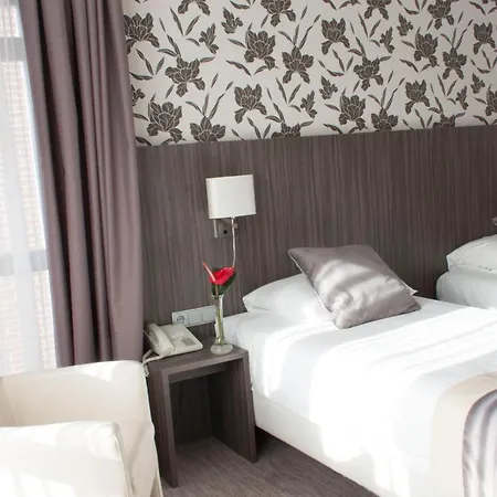 Asteria Hotel 4*