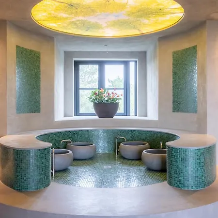 Hotel Asteria 4*
