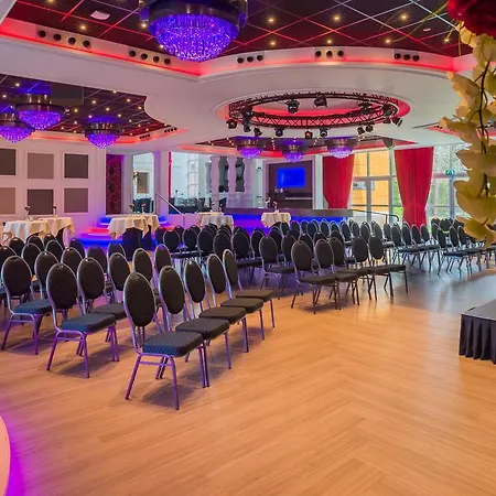 Отель Asteria 4*